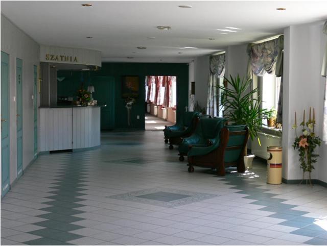 Motel 2000 Steszew Ngoại thất bức ảnh
