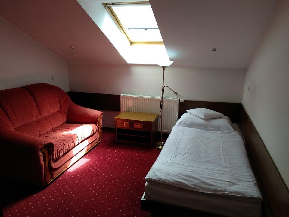 Motel 2000 Steszew Ngoại thất bức ảnh